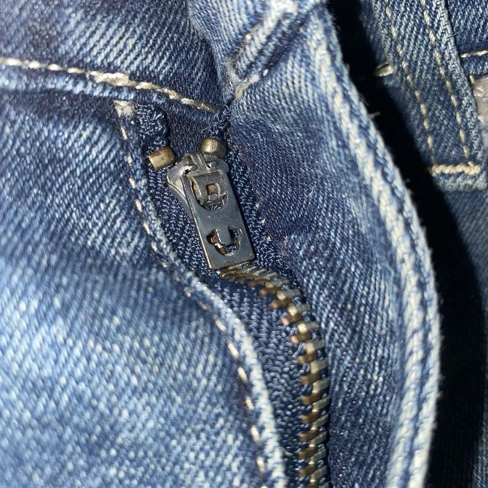 True Religion Men's Geno‎ SN Flap Relaxed Slim Jeans 30 Medium Wash
